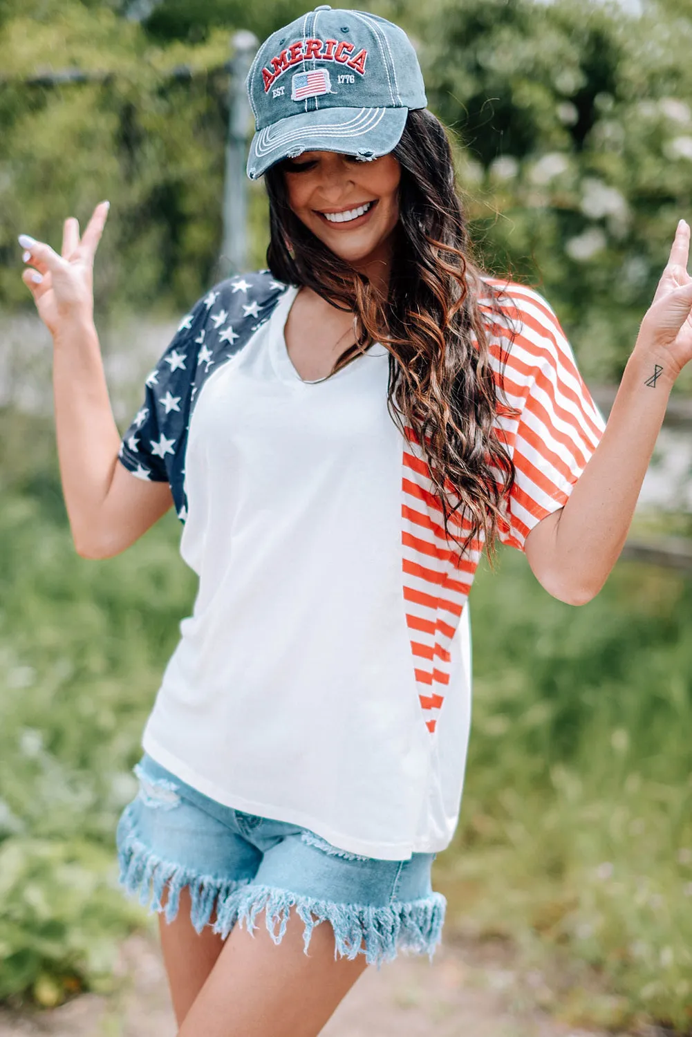 4th of July Shirts for Women V Neck US Stars and Stripes Tee