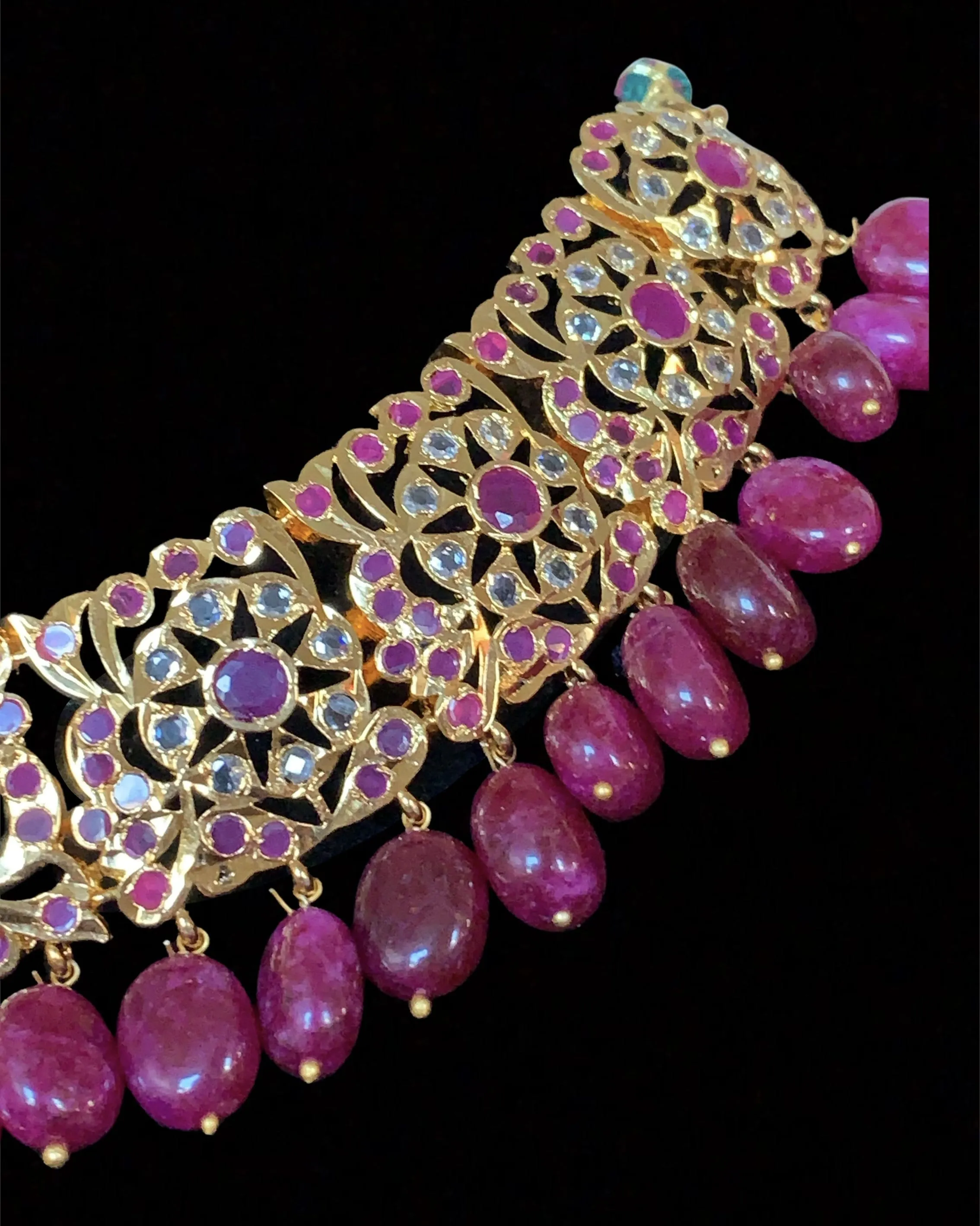 Heena necklace set in rubies ( SHIPS IN 4 WEEKS )