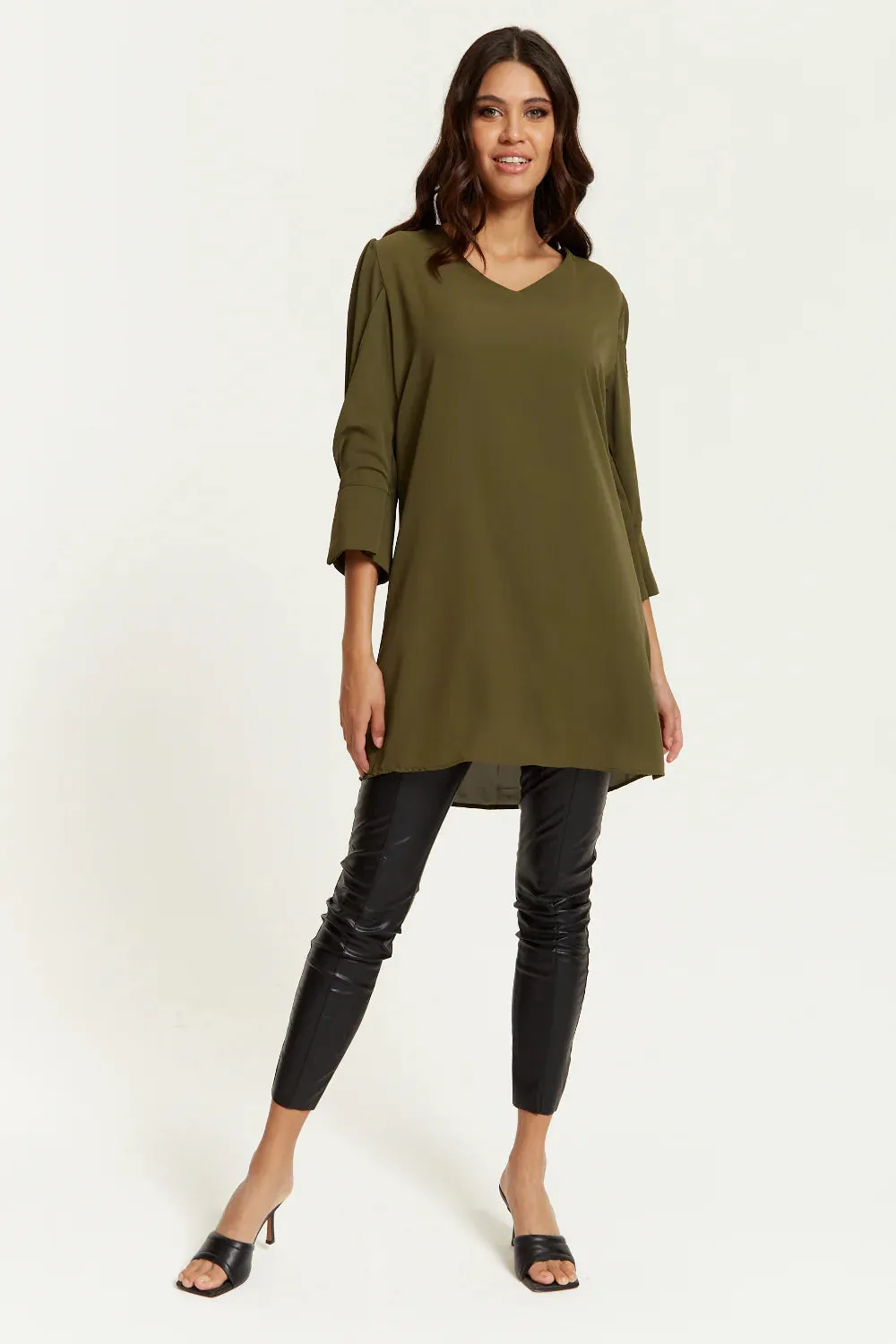 Hoxton Gal Oversized Detailed Sleeves V Neck Tunic