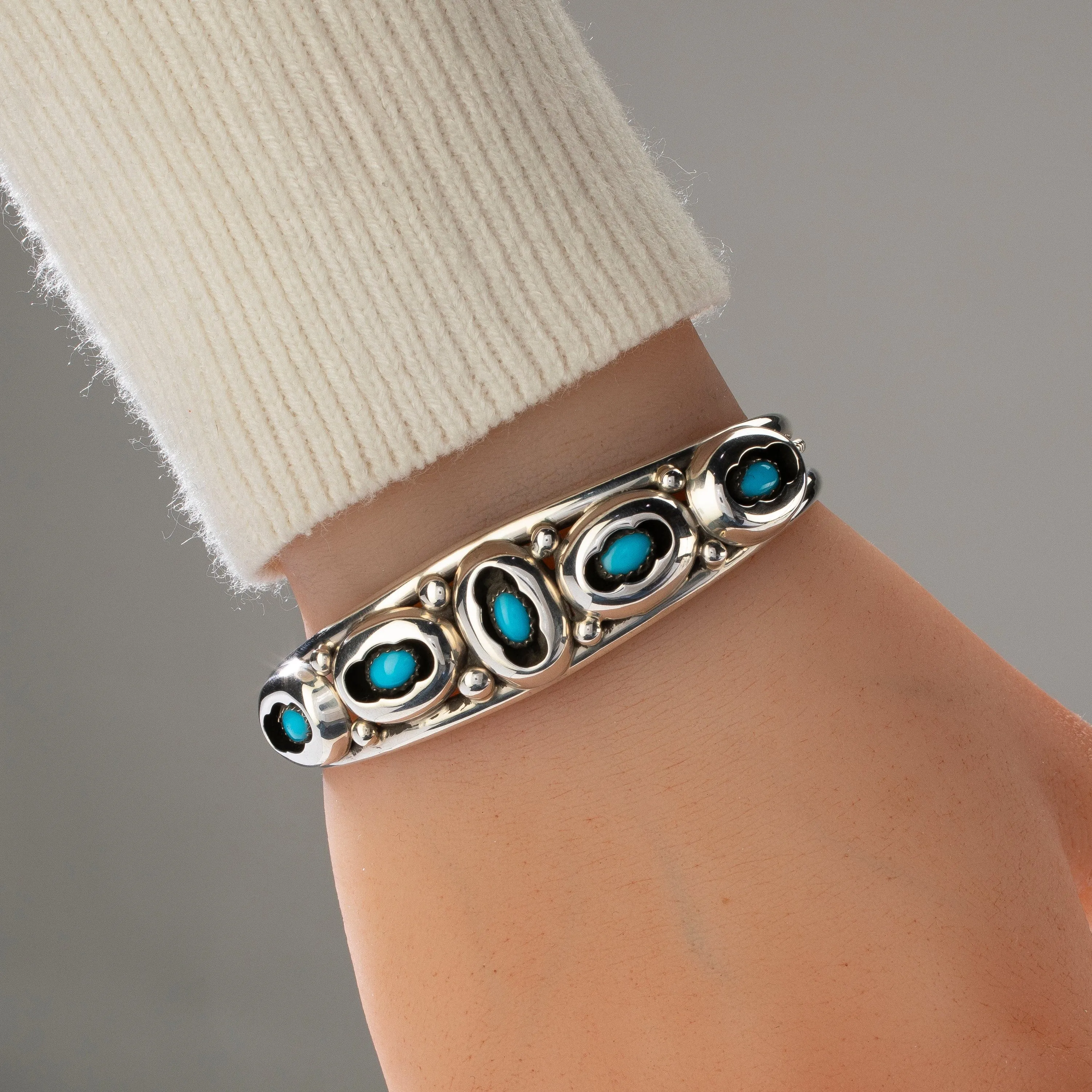 Kathleen Chavez Sleeping Beauty Turquoise Navajo USA Native American Made 925 Sterling Silver Cuff