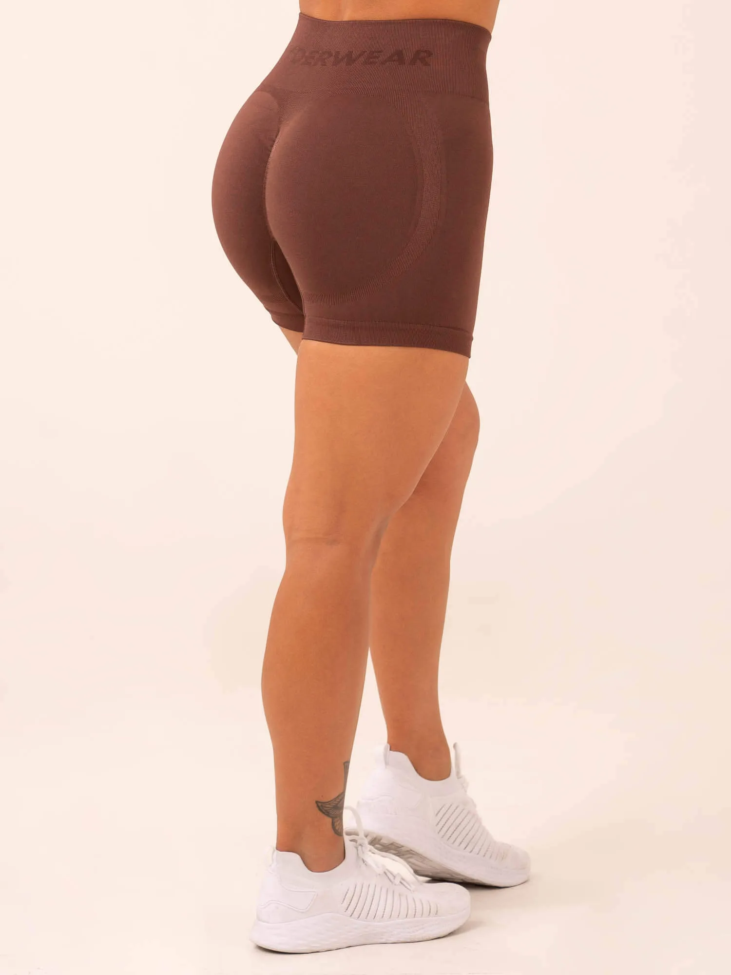 Lift Scrunch Seamless Shorts - Chocolate