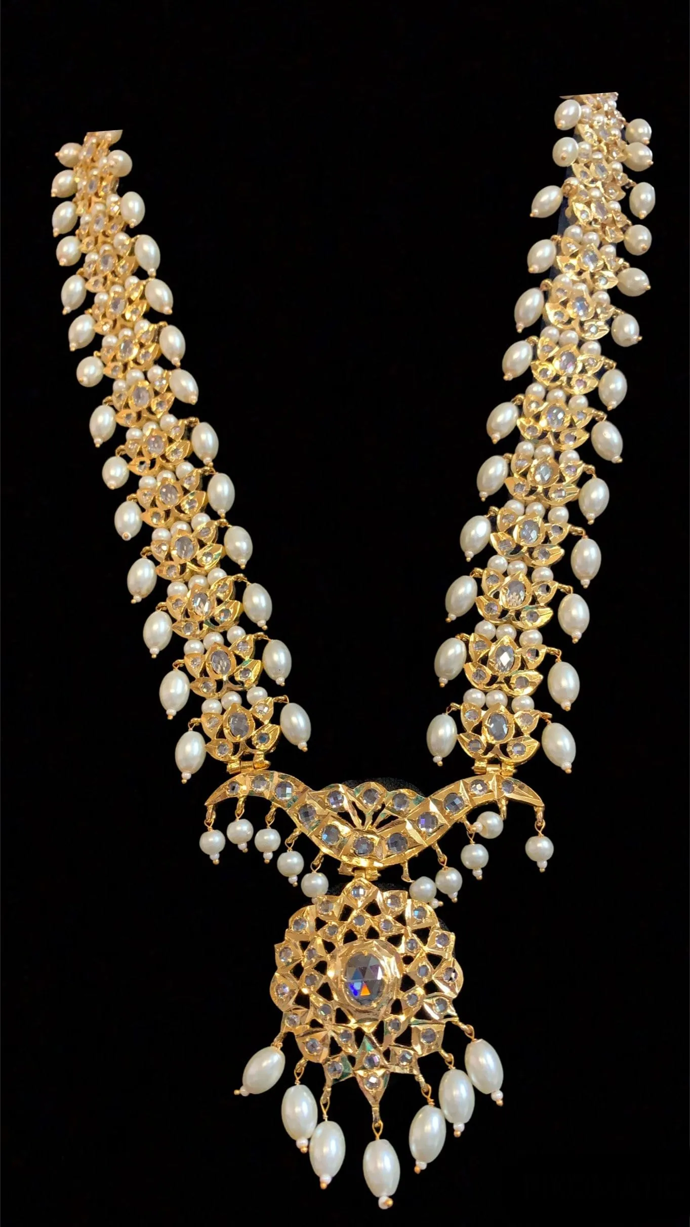 LN80 Asif jaahi haar in shell pearls   ( SHIPS IN 4 WEEKS )