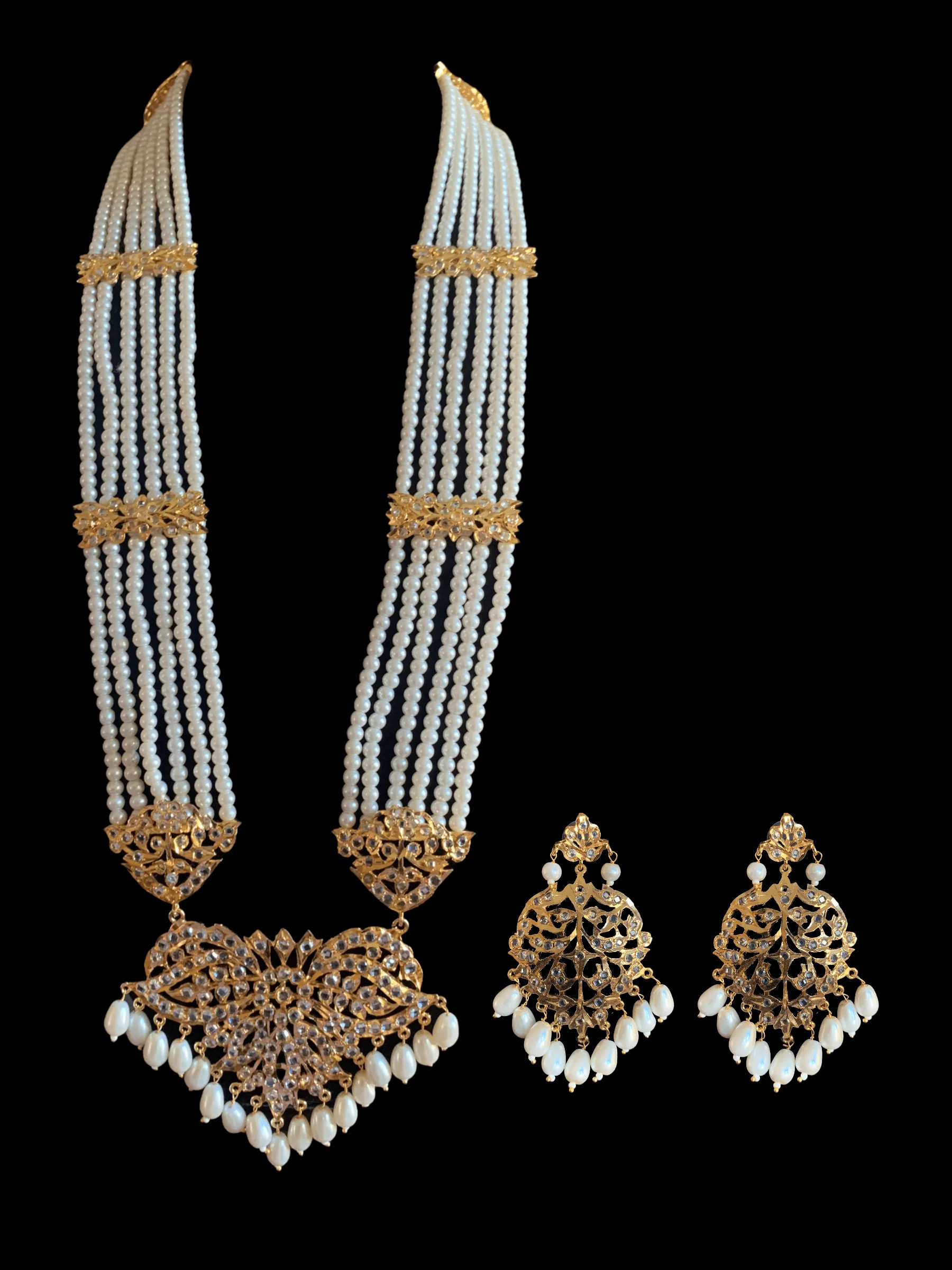 LN89 long Rani haar in pearls ( SHIPS IN 4 WEEKS )