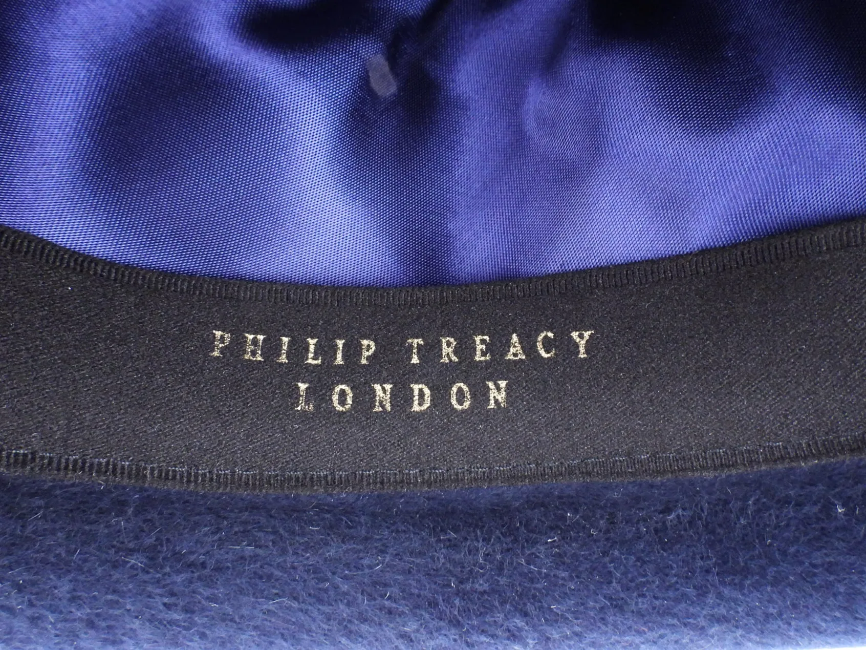 Philip Treacy Navy Blue Wool Felt Bucket Hat DW442