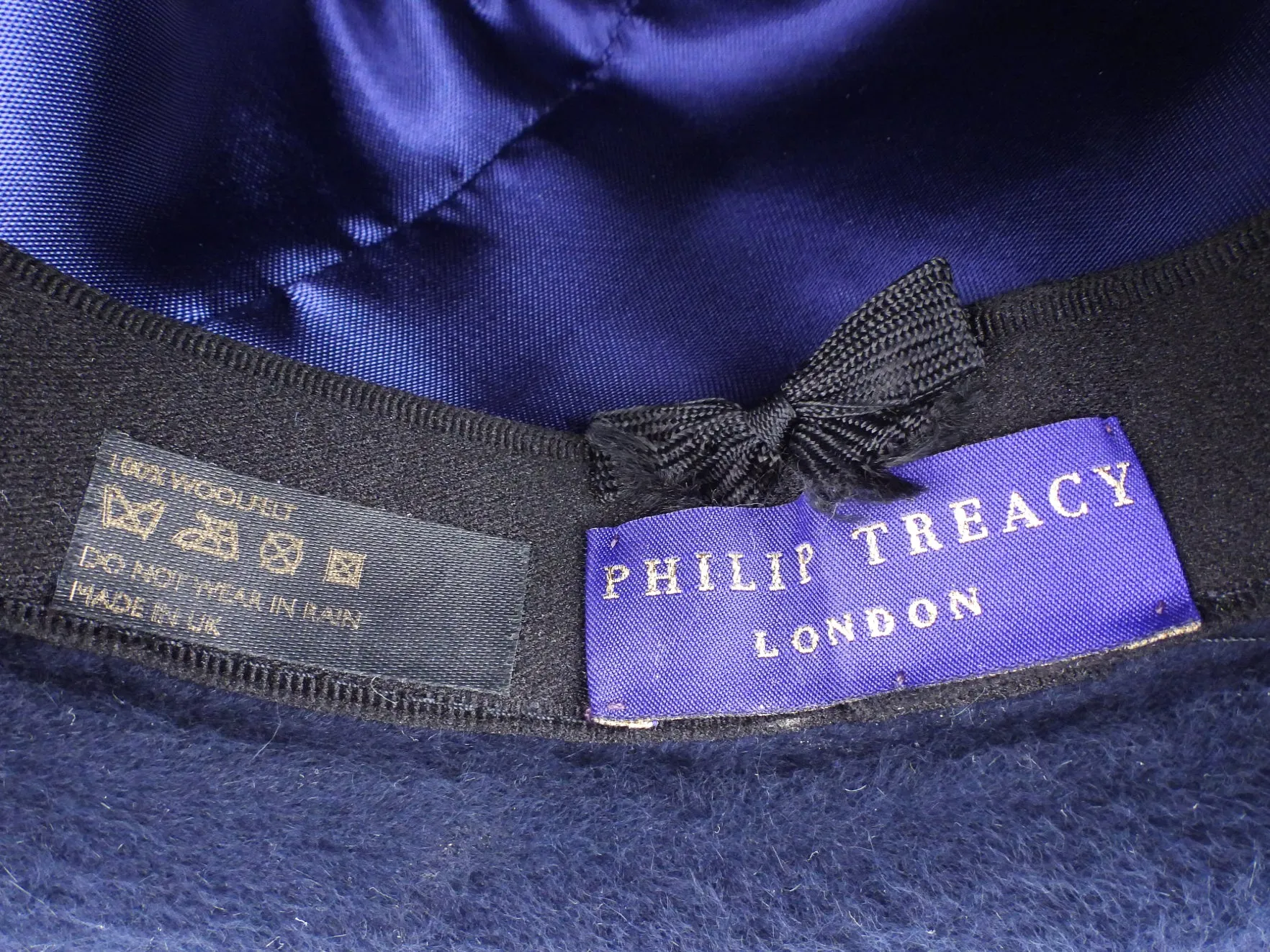 Philip Treacy Navy Blue Wool Felt Bucket Hat DW442