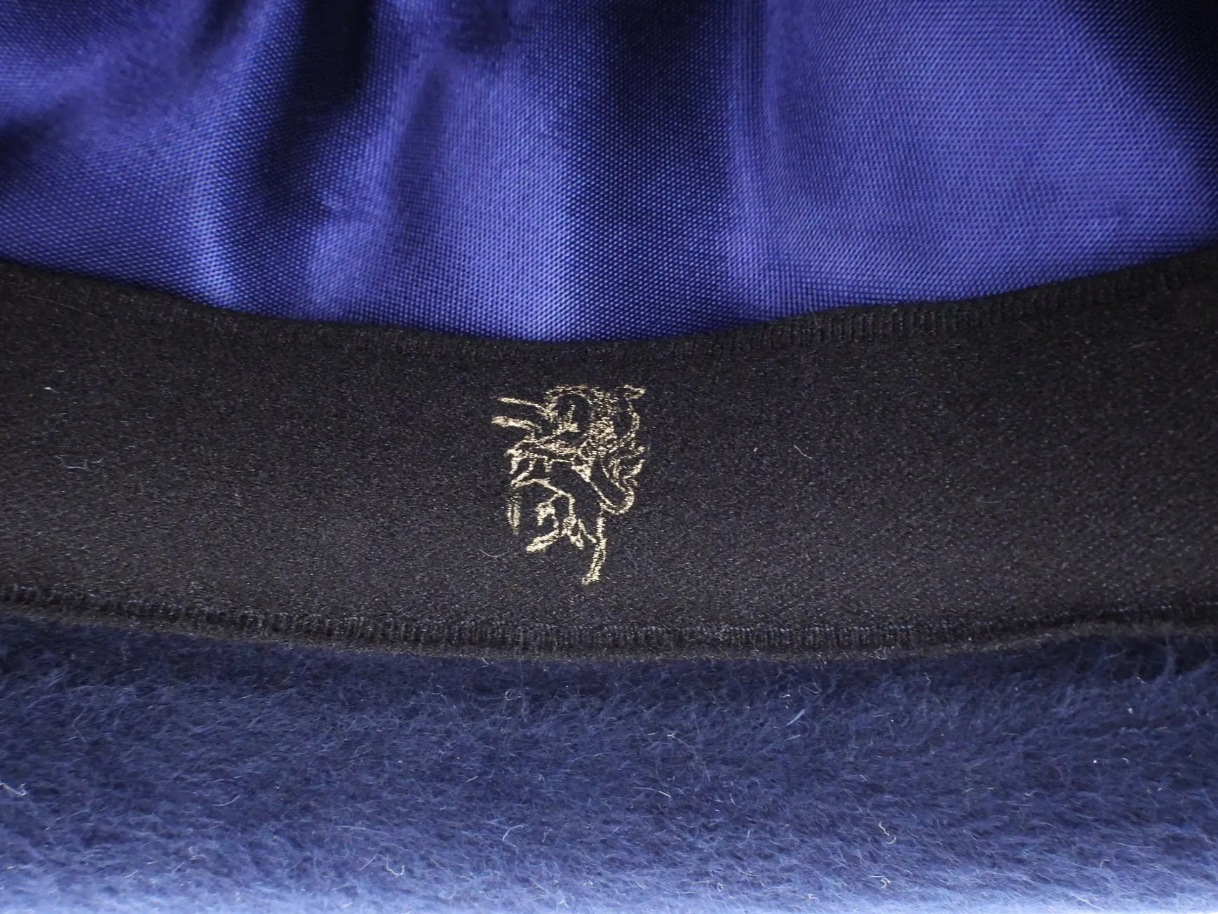 Philip Treacy Navy Blue Wool Felt Bucket Hat DW442